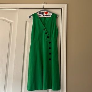 Ann Taylor green dress with black buttons